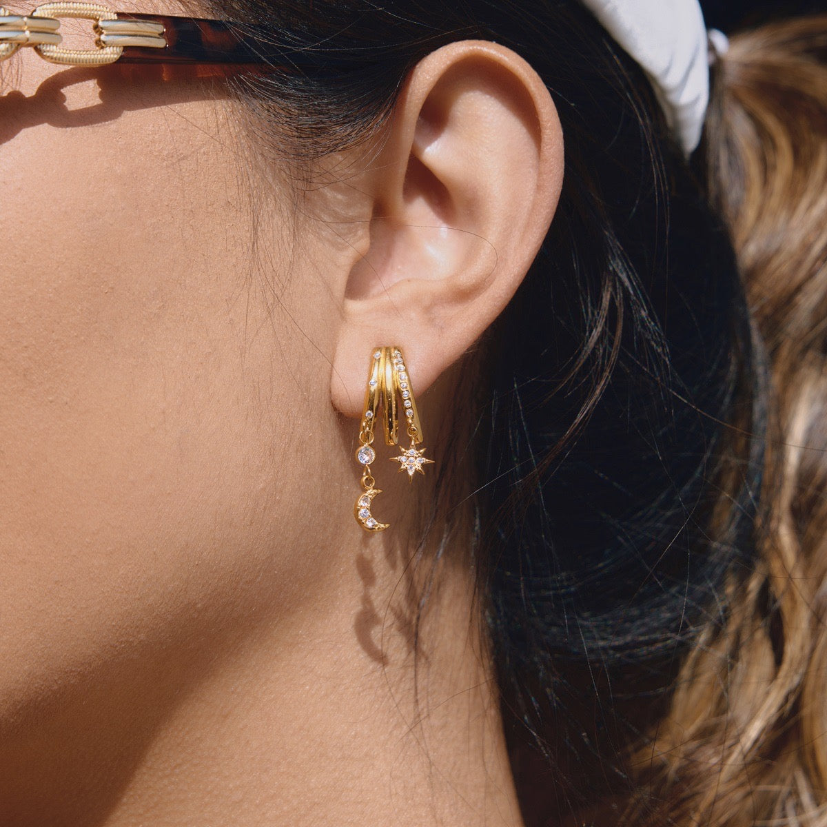 Astra charm huggies