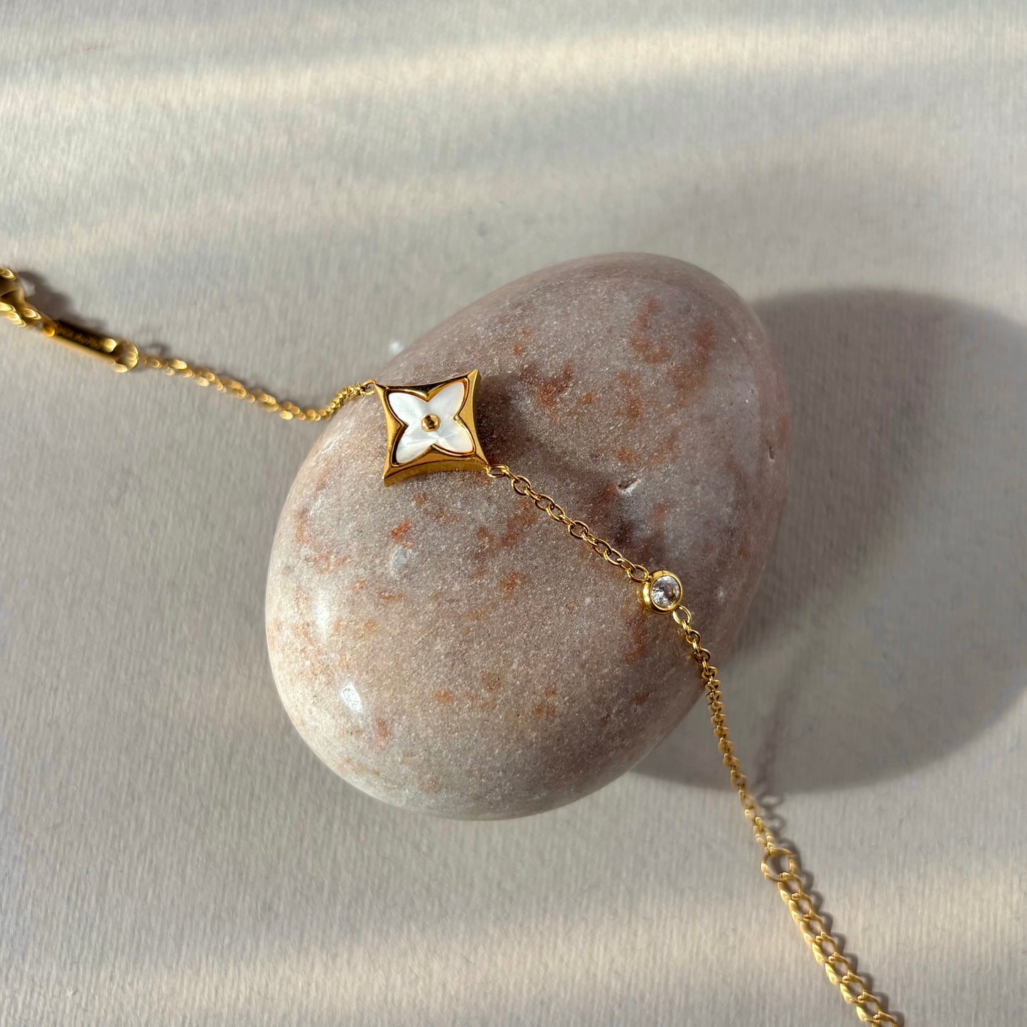 Star gurll bracelet