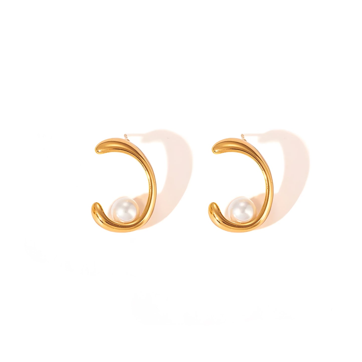 C-pearl Studs