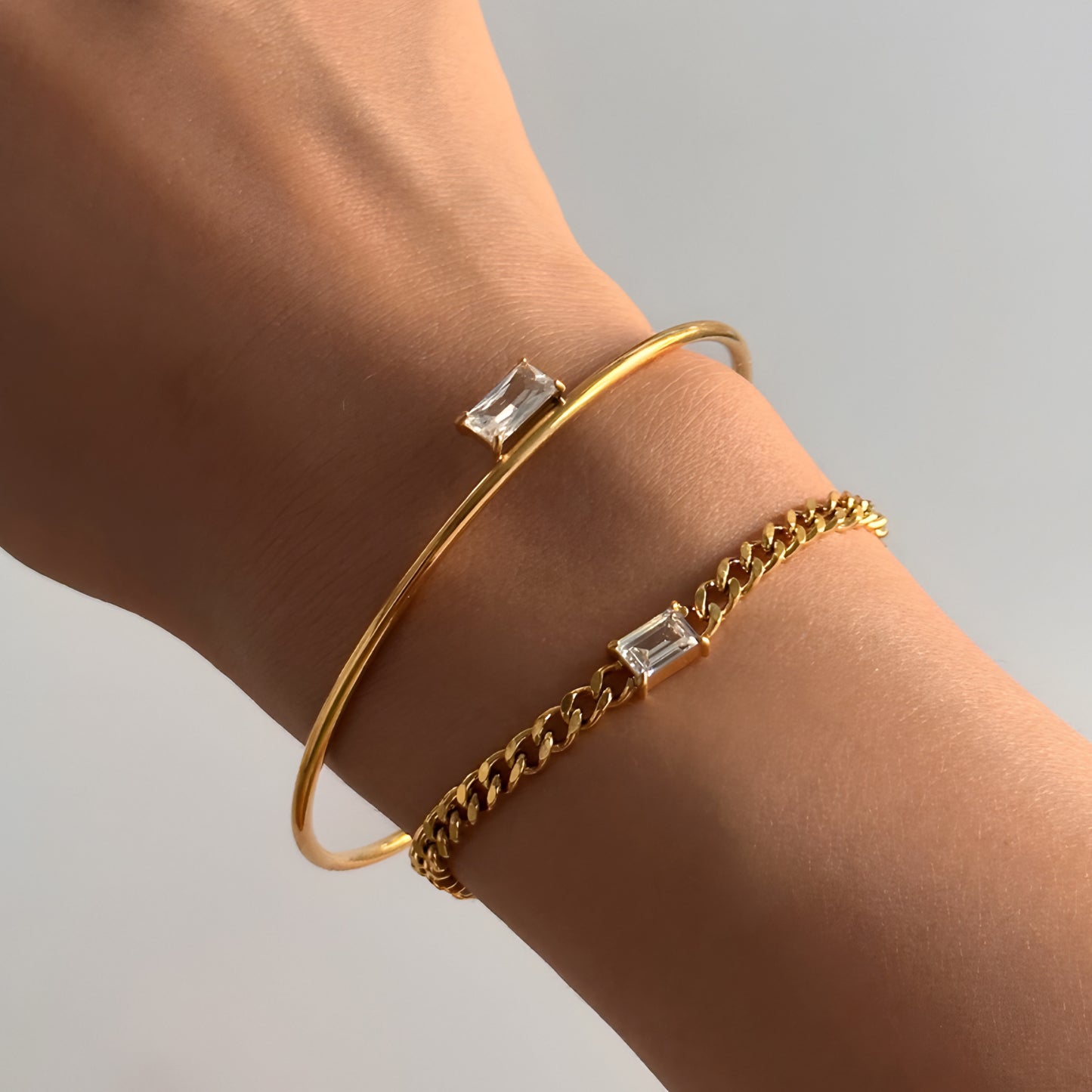 Baguette bar bracelet