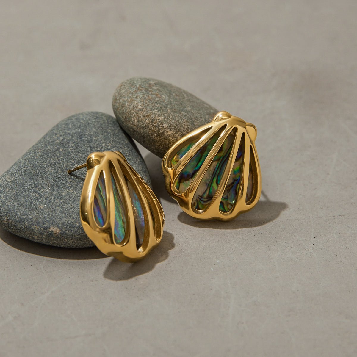 Ariel studs