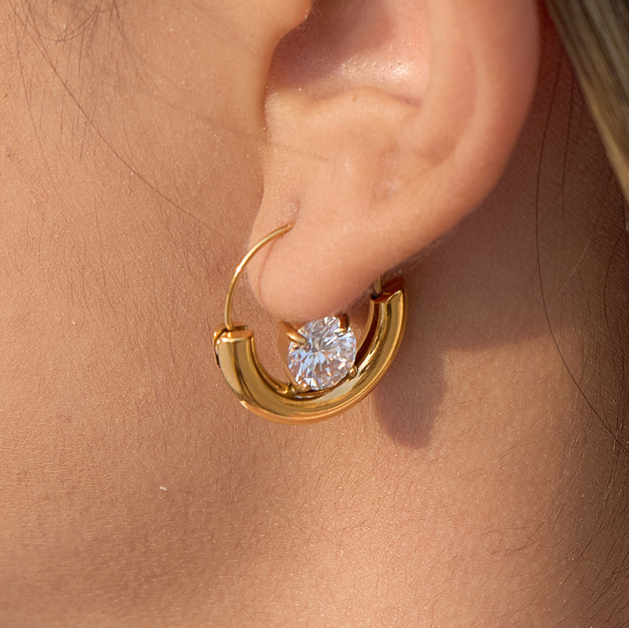 Luna Hoops